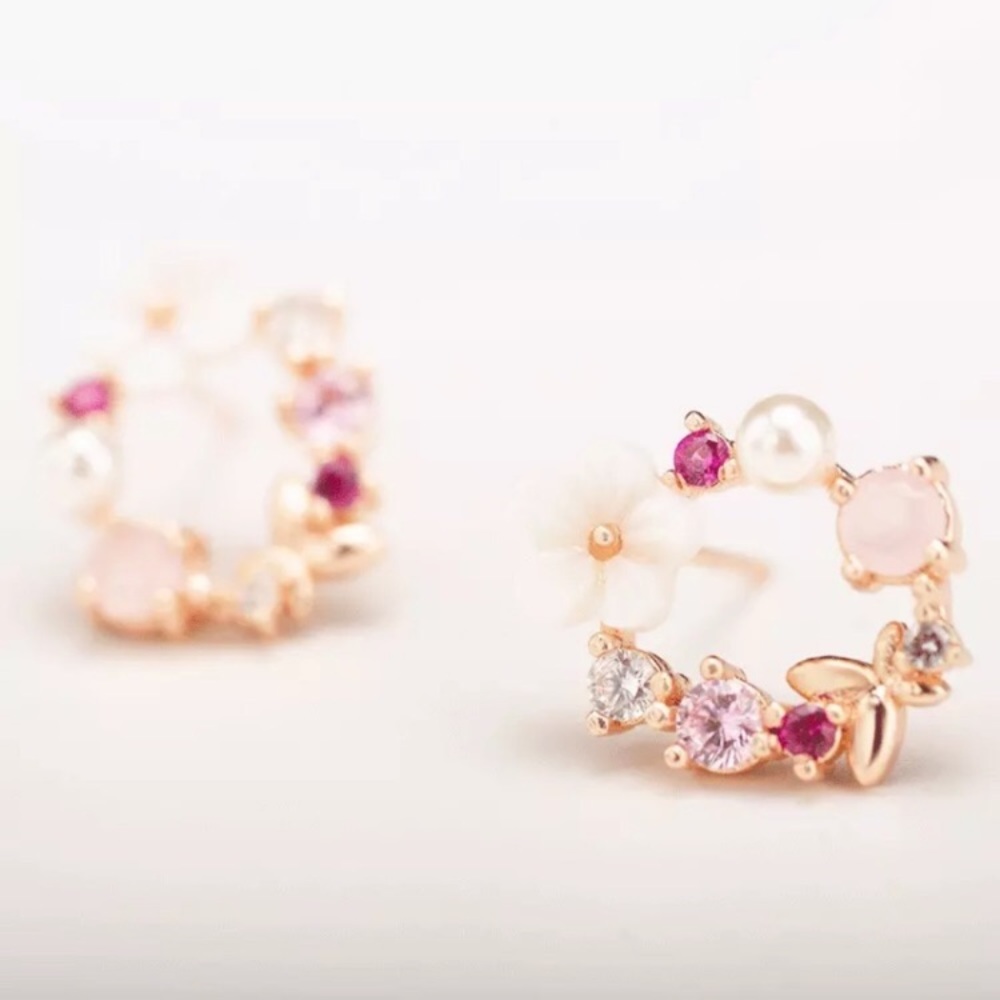 Sale! Rose Gold Adjustable Floral Ring - Picture 3 of 6